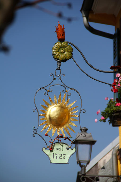 Weinhotel / Gasthaus Zur Sonne Ihringen Dış mekan fotoğraf